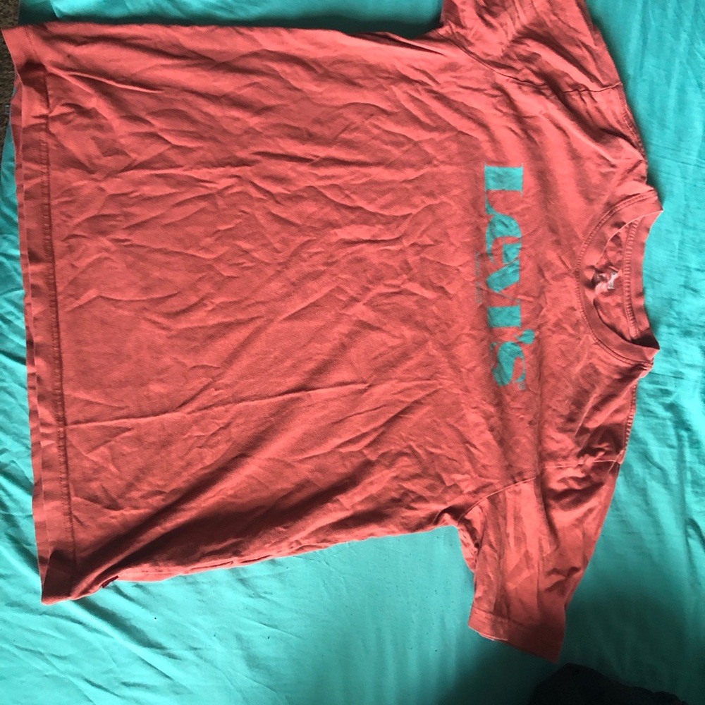 Levi's Coral Tee with Teal Logo